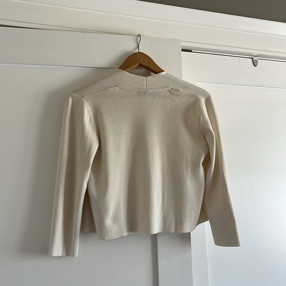 Simons cream coloured cropped cardigan. XS. - Picture 2 of 5